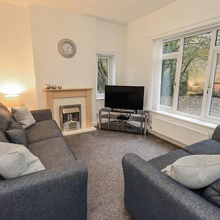 Дом отдыха Jubilee Three Bedroom House Pet Free *