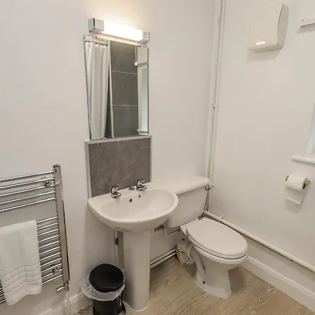 בית נופש Jubilee Three Bedroom House Pet Free פנרית'