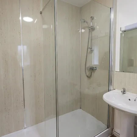 Jubilee Three Bedroom House Pet Free