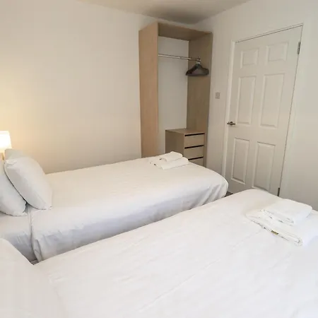 Jubilee Three Bedroom House Pet Free בית נופש *